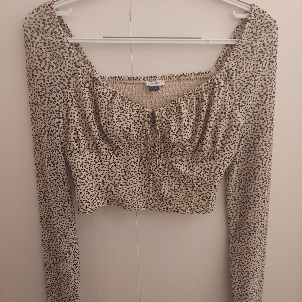 American Eagle Outfitters Cream and Brown Ruched Crop Top